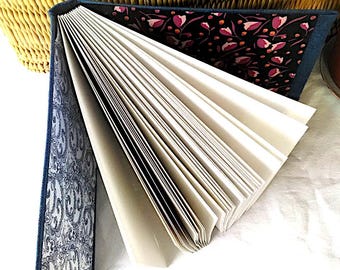Álbum de fotos color petróleo, aprox. formato A5 horizontal / diario de viaje / cuaderno de bocetos, encuadernado a mano