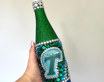 Mehrfarbige schillernde und glitzernde College-Flaschen