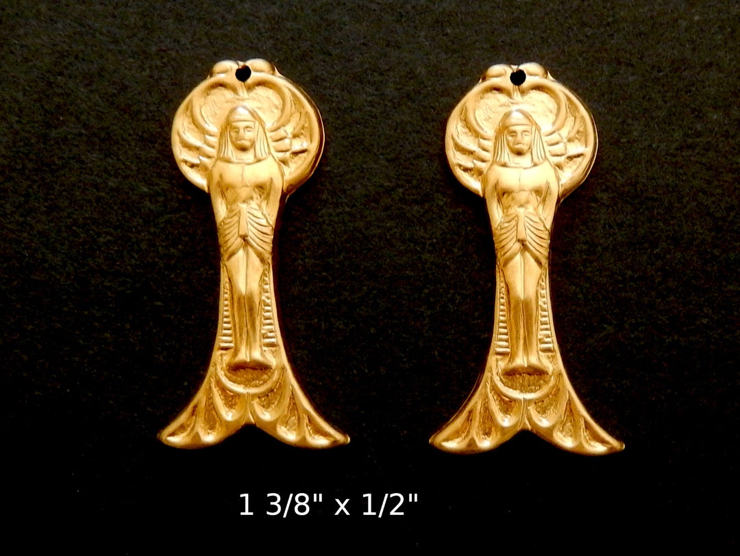 Raw Brass Stamping/ Ancient Egyptian King/ Holes for Hanging/ 1 3/8 X 1
