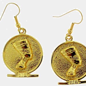 Nefertiti Earring / Ancient Egyptian Queen/ Profile on Round Cartouche / 18K. Gold Tone or Silver Tone
