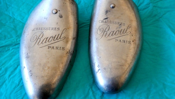 Vintage French Shoe Stretchers/ Chaussures RAOUL … - image 1