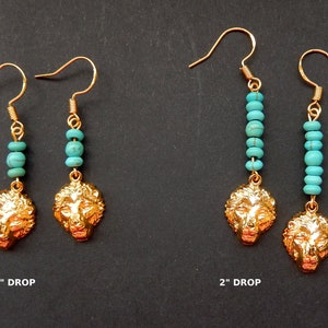 Tête de lion / Lions style Cartier / Ton doré / Perles turquoises / Longueur de 1,75 à 2 pouces