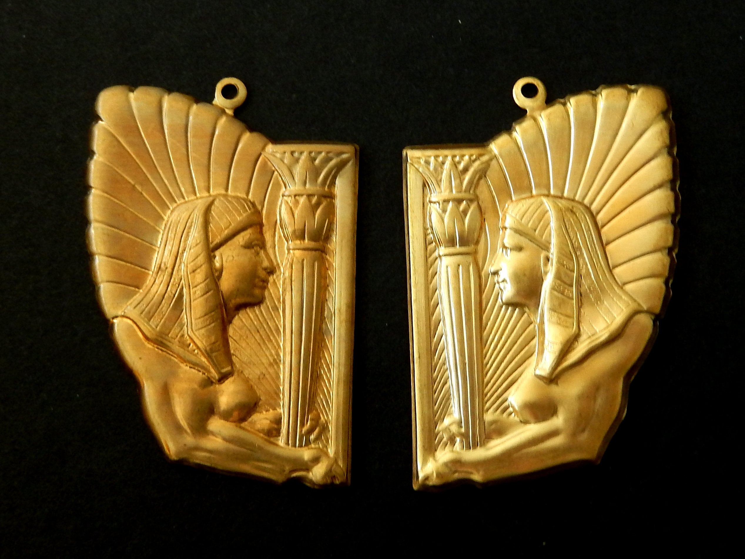 Vintage Design Raw Brass Stamping /egyptian Queen Profile With Etsy