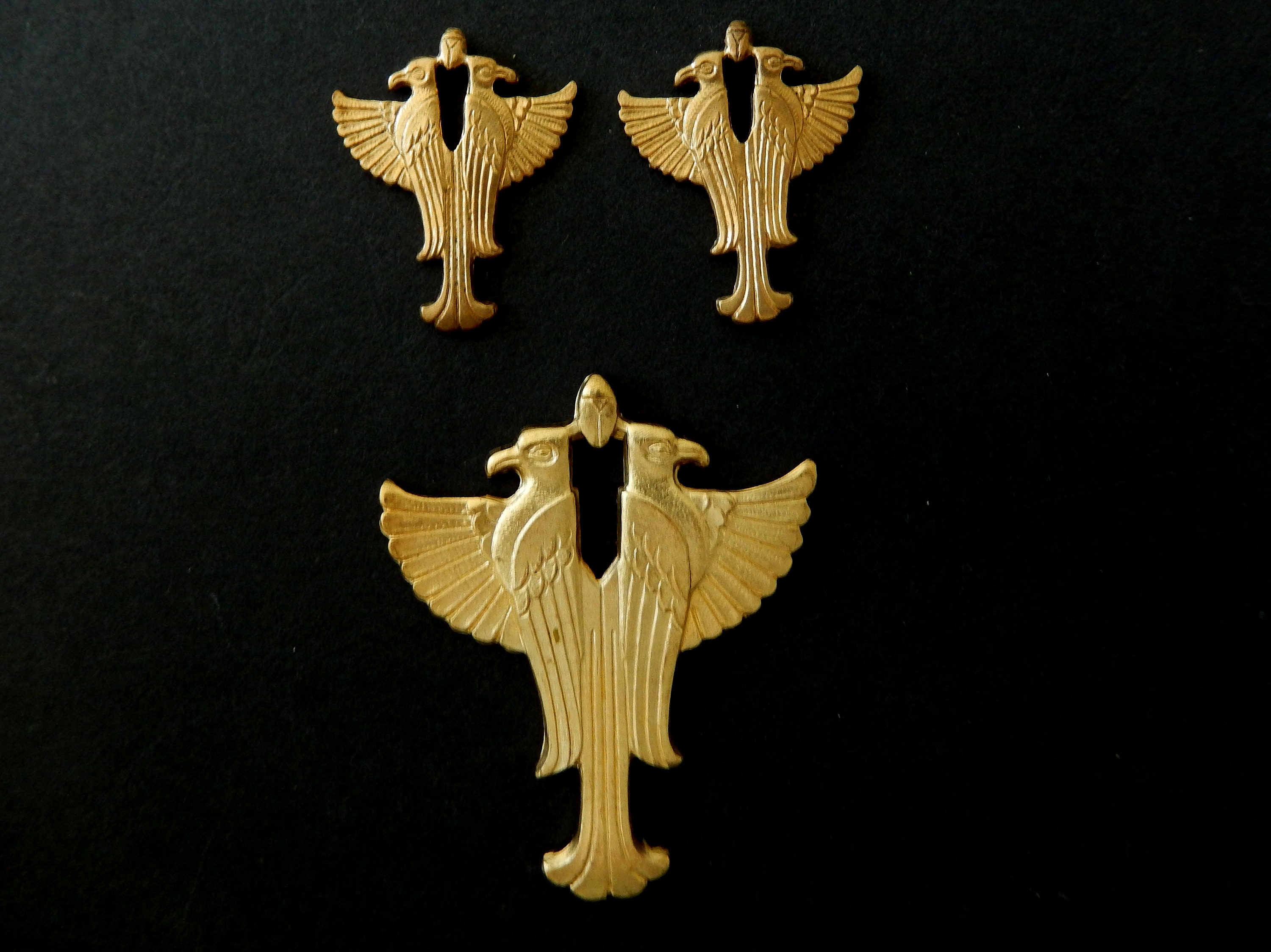 Vintage Design Raw Brass Stamping / Egyptian Revival Design / Etsy