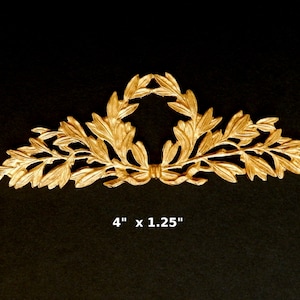 Sierlijk blad/kransontwerp in ruw messing stempelen/4&quot; x 1,25&quot; / topontwerp/platte achterkant