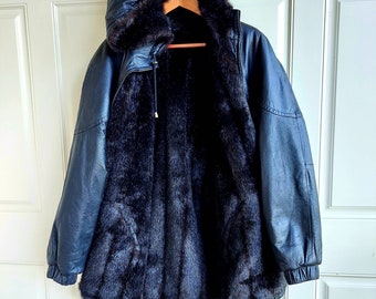 Hooded Genuine Leather & Faux Fur Jacket . Reversible Vintage  Winter Outerwear. Heavy 90s Cold Season Coat / Black Leather Coat. Ski Coat