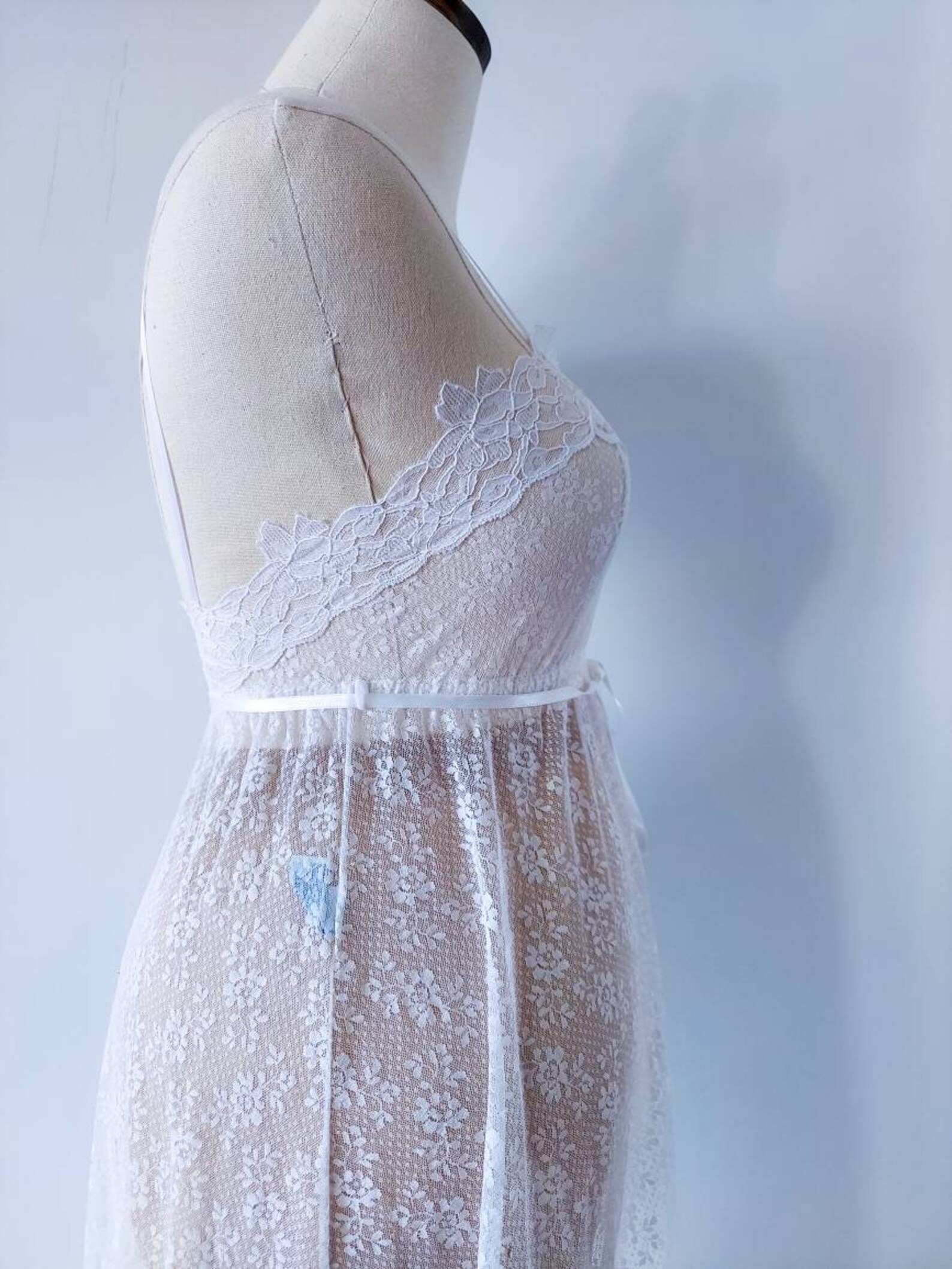White Sheer Floral Lace Peignoir Set . Vintage Glydon Sheer Wedding ...