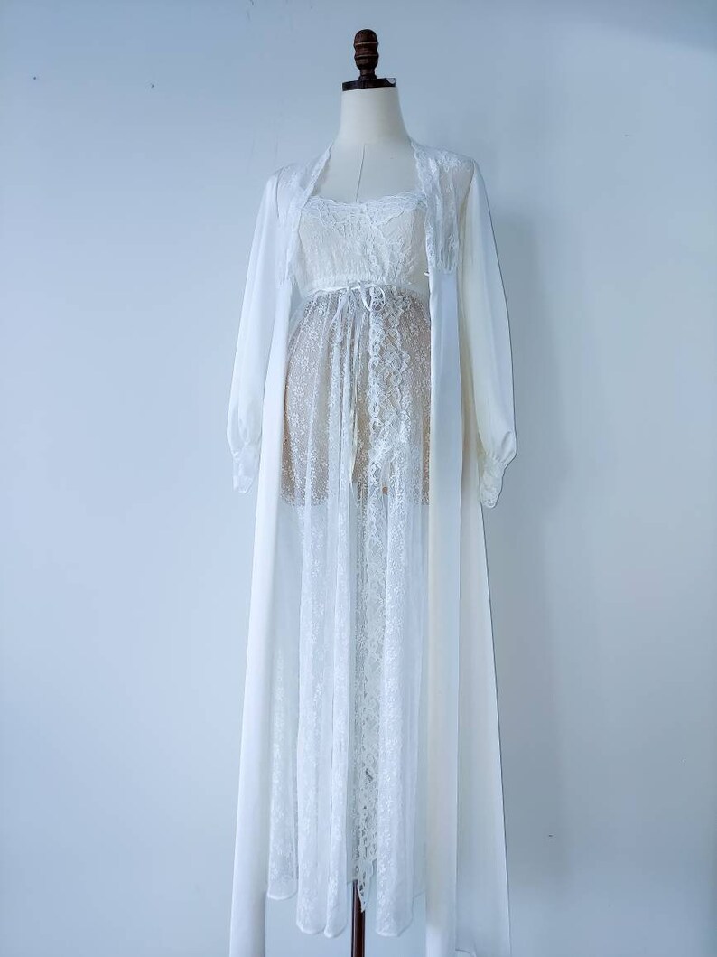 White Sheer Floral Lace Peignoir Set . Vintage Glydon Sheer Wedding ...
