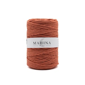MAHINA yarn 4 mm twisted salmon 200 m