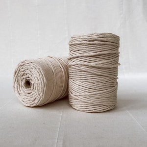 MAHINA yarn 4 mm twisted natural 200 m