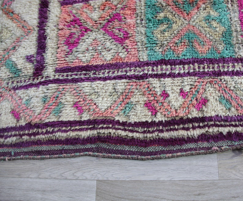 Vintage Moroccan rug, Authentic Boujaad Rug 7x10 ft-Bohemian Rug For Bedroom Aesthetic-Purple Morrocan Rug-Vintage Kilim-Handmade Berber Rug 画像 10