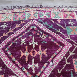 Vintage Moroccan rug, Authentic Boujaad Rug 7x10 ft-Bohemian Rug For Bedroom Aesthetic-Purple Morrocan Rug-Vintage Kilim-Handmade Berber Rug 画像 5