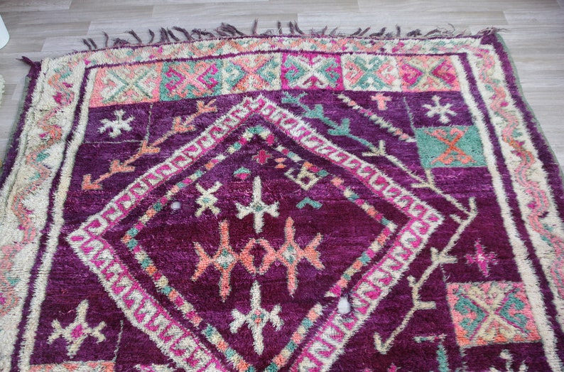 Vintage Moroccan rug, Authentic Boujaad Rug 7x10 ft-Bohemian Rug For Bedroom Aesthetic-Purple Morrocan Rug-Vintage Kilim-Handmade Berber Rug 画像 5