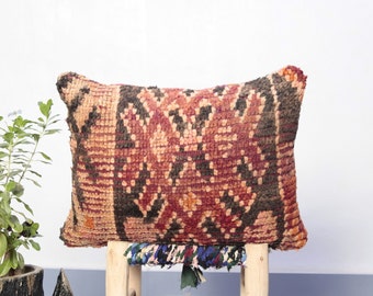 vintage Boujaad Pillow-vintage Moroccan Pillow- Old Boujaad Cushion- Old Moroccan pillow( 49 x 38 cm )_cushion rug