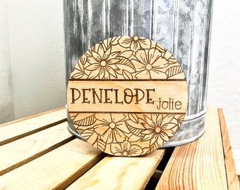 Personalized Name Sign | Floral Girl | Baby Shower Gift | Engraved Flower Nursery Wood Round Sign | Playroom Decor | Birthday Present