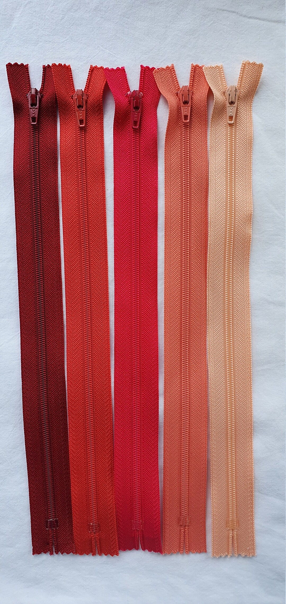 YKK 10/25cm Zips From 50p Each Etsy.de