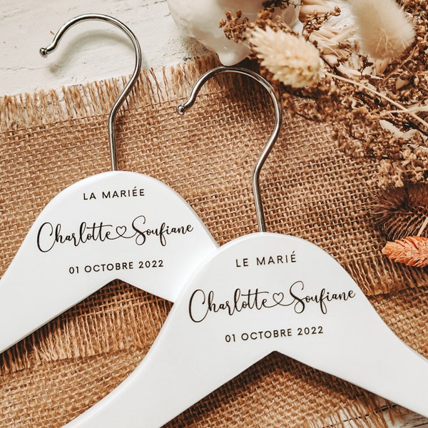 SET of 2 hanger| personalised hanger| Bride and Groom| Wedding hanger| Personalised wedding hanger|Gift for couple|Bride hanger|Groom Hanger