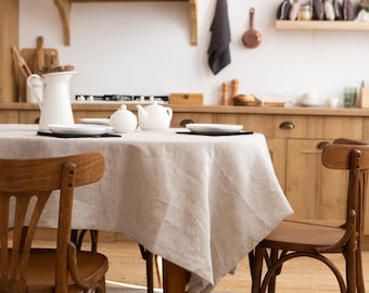 Biologisch natuurlijk linnen tafelkleed. Beige ronde, vierkante, rechthoekige linnen eetkamer. Puur tafellinnen. Aangepast formaat. Groothandel tafelkleed.