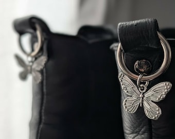 Ciondoli a forma di farfalla in argento per stivali – Accessori in metallo per scarpe, graziosi ciondoli per scarpe, gioielli gotici e Y2K per stivali (coppia)