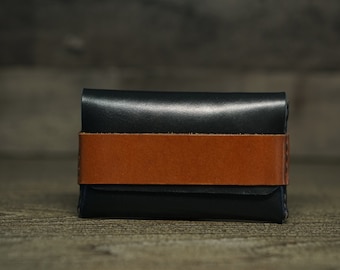Horizontal Minimalist Flap Wallet