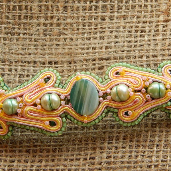 Bracciale soutache con agata, bracciale verde chiaro, bracciale estivo, regalo speciale per donna