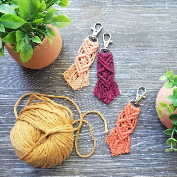 Macrame keychain Macrame fringe tassel Diffuser essential oil Wooden bead Chunky Teardrop pattern