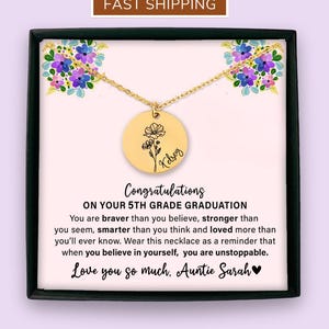 Collier cadeau pour l'obtention du diplôme de 5e année pour elle, idées cadeaux pour l'obtention du diplôme de l'école primaire, carte de correspondance personnalisée pour l'obtention du diplôme fille, promotion 2025