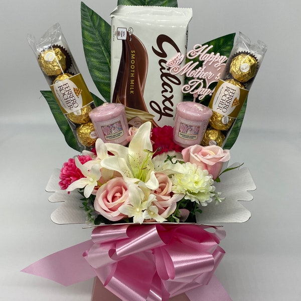 Bouquet de chocolat Fête des mères Rose Galaxy Ferrero Rocher Superbes fleurs de soie & Yankee Bougie Cadeau Panier