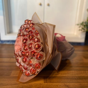 Large Lindt Lindor Chocolate & Flowers Hand-Tied Bouquet Gift.