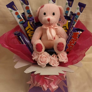 Deluxe große Cadburys Teddybär Bouquet Schokolade Geschenk