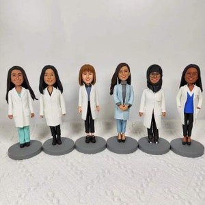 Custom bobblehead doctor, personalized group portrait gifts doctor, customized dentist figure cake topper, 3D nurse statue doll from photo