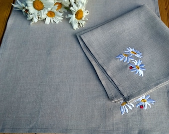 Embroidered Linen Napkin Set, Daisy Floral Design