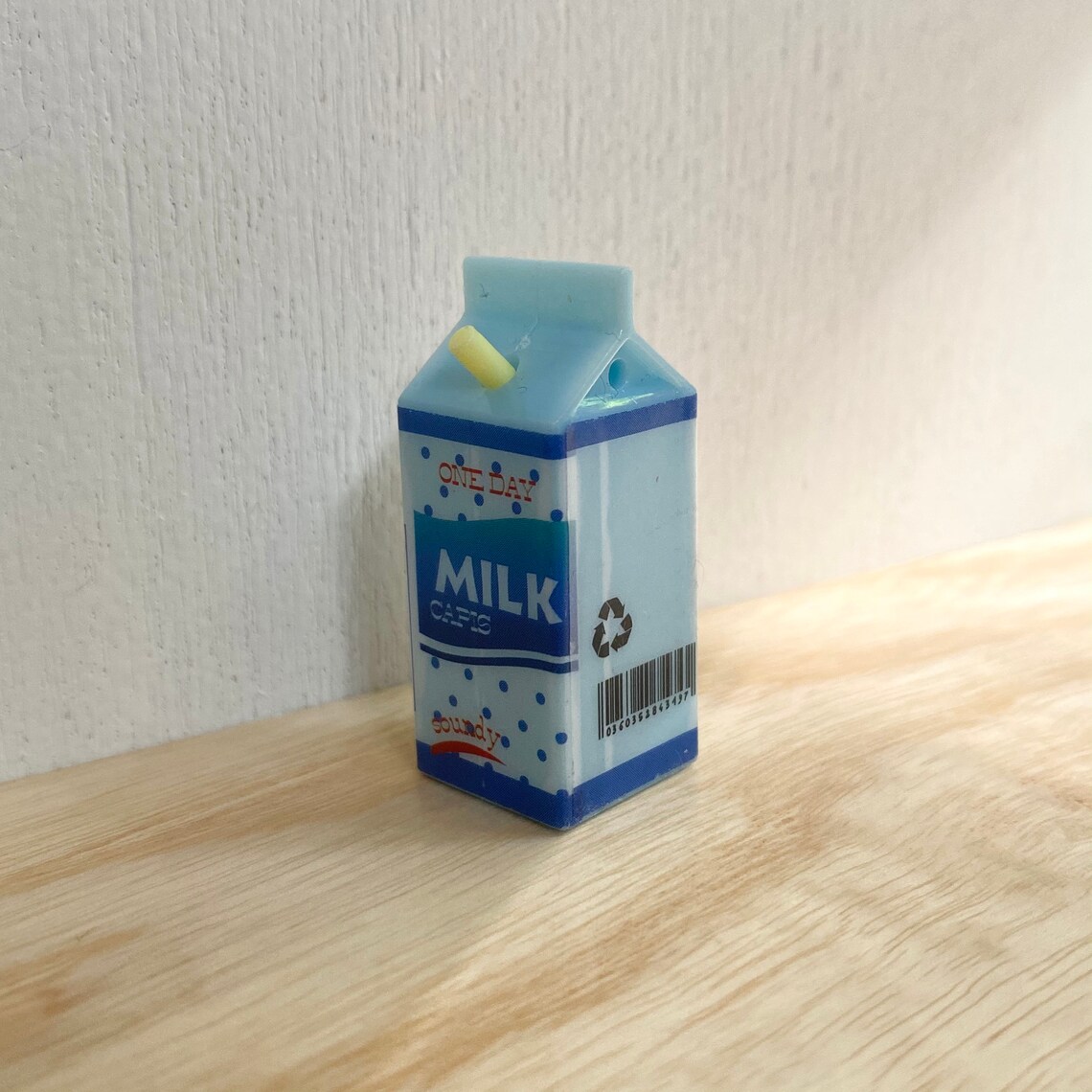 1:6 miniature milk carton for dolls barbie fashion royal | Etsy