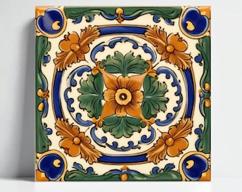 Puede incluir: Azulejo cerámico cuadrado con diseño floral. El azulejo presenta un fondo crema con un motivo floral central en naranja y verde, rodeado de elementos decorativos azules y verdes. Las esquinas tienen detalles azules.