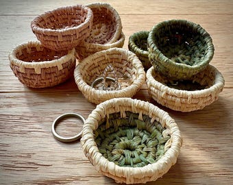 Handmade Mini Coiled Basket Bowl - Ring Dish - Ring Basket