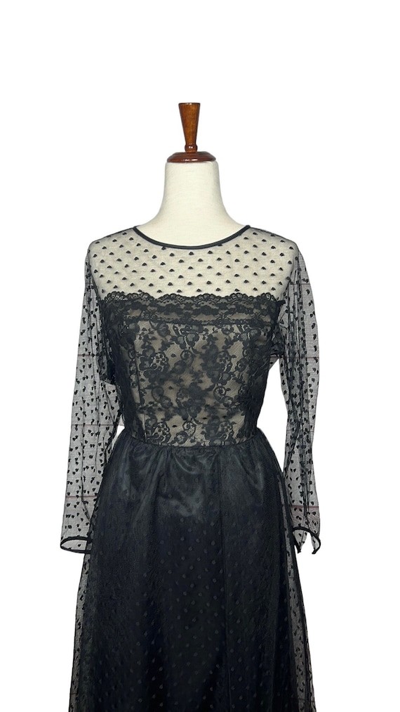 Victor Costa for Neiman Marcus Vintage Lace Patte… - image 9