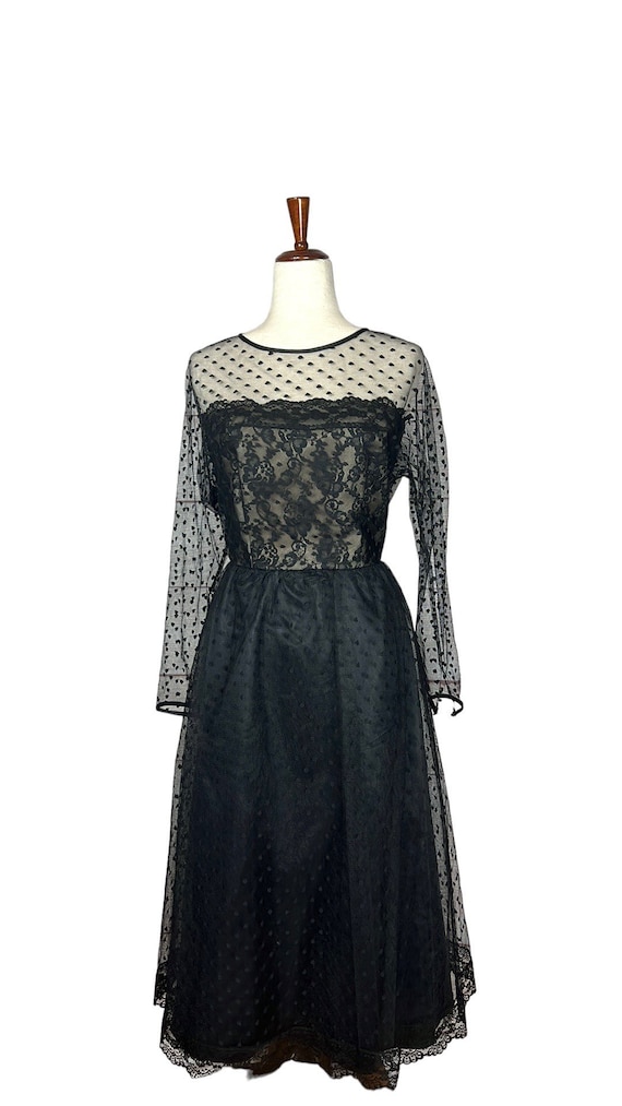 Victor Costa for Neiman Marcus Vintage Lace Patte… - image 8