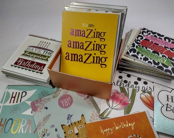Confezione da 60 pezzi di biglietti di auguri di compleanno e occasioni speciali: nascita, anniversario, ringraziamento, matrimonio, pronta guarigione, buona fortuna, scatola portaoggetti