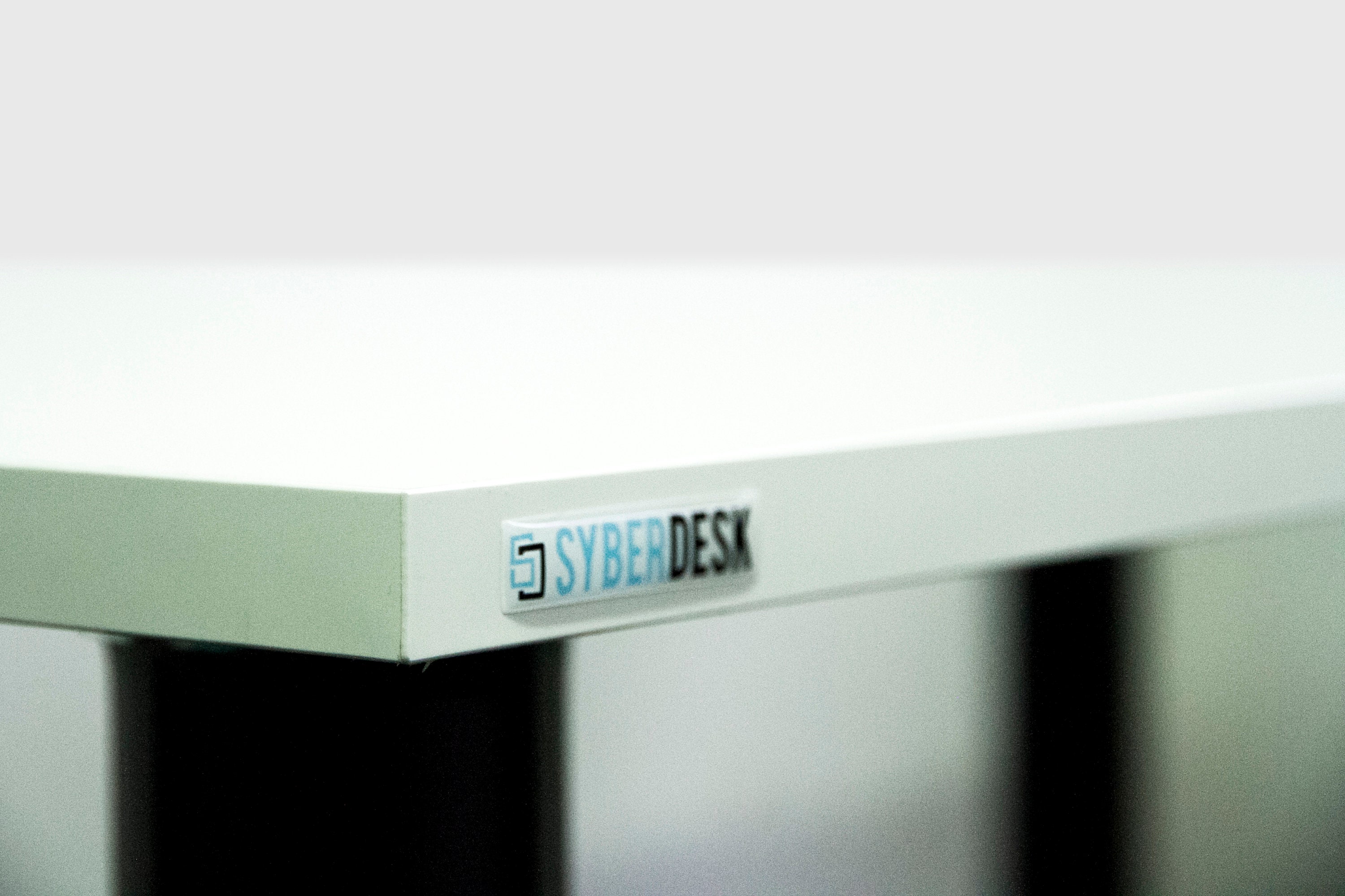Syberdesk CORNER PRO LED bureau gamer d'angle RGB