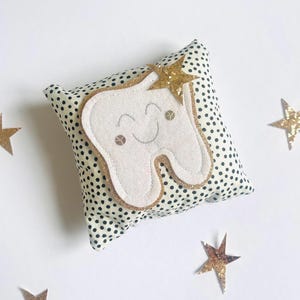 Almofada de dente de fada com estampa de bolinhas. fada do dente, bolsa de dente, almofada de dente personalizada, almofada de dente