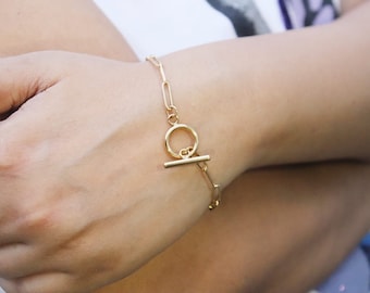 18K Gold-Filled Link Chain Necklace - Link Chain Choker - Link Chain Necklace - Toggle Closure Gold Link Chain - Layered Link Choker
