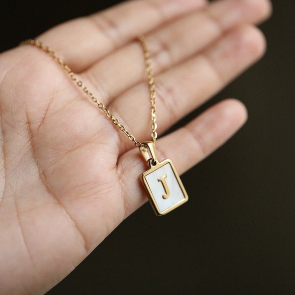 Gold Initial Necklace | Mother of Pearl Initial Necklace | Birthday Gift | Chain Necklace | Gift mom | Gift for her | Gift for girlfriend