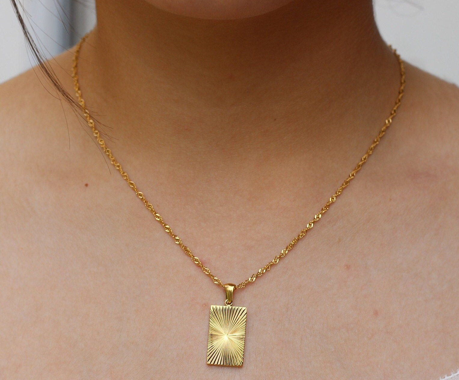 2gm gold 2024 pendant price