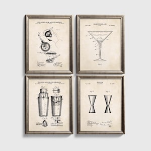 Juego de arte mural de patente de bar de cócteles retro: coctelera, medidor, colador y copa de martini (impresiones de patente) (juego de 4 impresiones físicas)