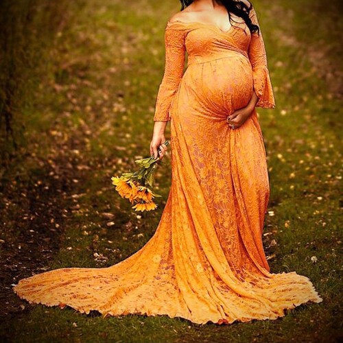 Lace Maternity Dress for Photo Shoot 