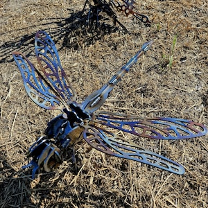 Large Metal Dragonfly Sculpture – 24” Wingspan – Heat-Colored Garden Art – Handmade Steel Yard Decor – Rustic Patina Finish