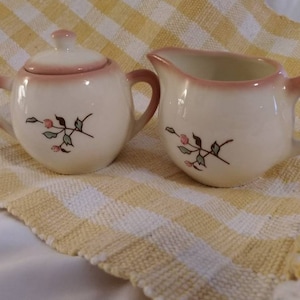 Vintage/Retro Cream and Sugar