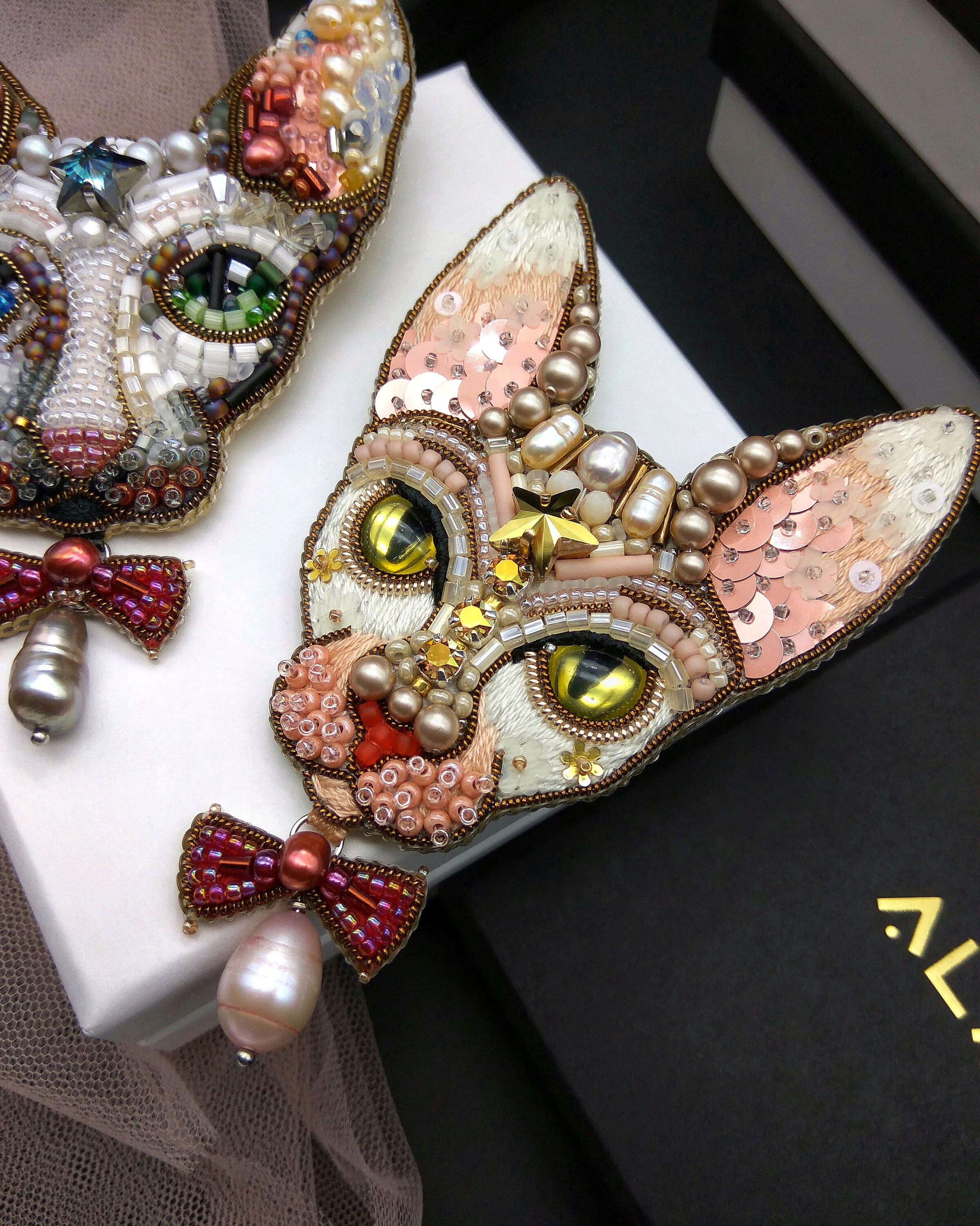 Sphynx cats beaded brooch pin sphynx cat jewelry Swarovski Etsy