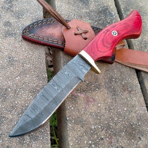 Handcrafted Damascus Blade Handmade Knife Wood Handle Brass Bolster, Knife Size 10 Inches Brown Leather Sheath Best for Gift, Camping