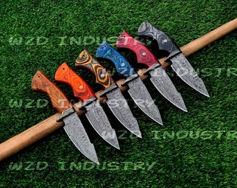 Faca Bowie de caça artesanal de 25 cm em aço damasco, cabo de madeira de nogueira, lâmina de 12,5 cm forjada à mão em aço damasco, com bainha, presente personalizado.